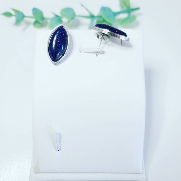 Blue Goldstone studded earrings 💙 - Picture 2 of 4